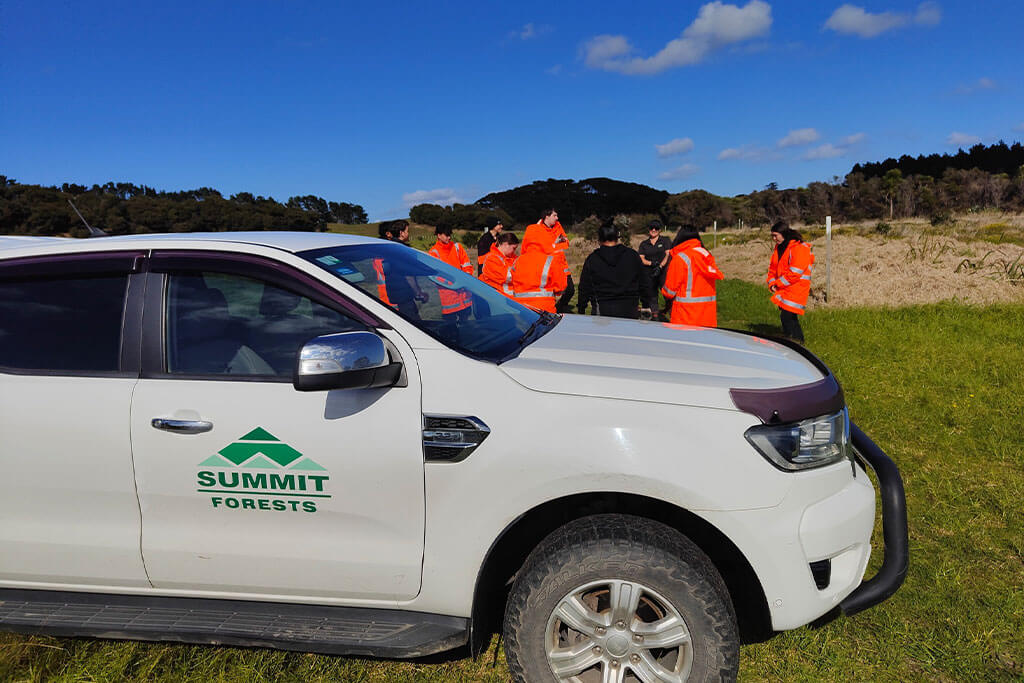 Kaitaia students shine in Dune Lakes Restoration